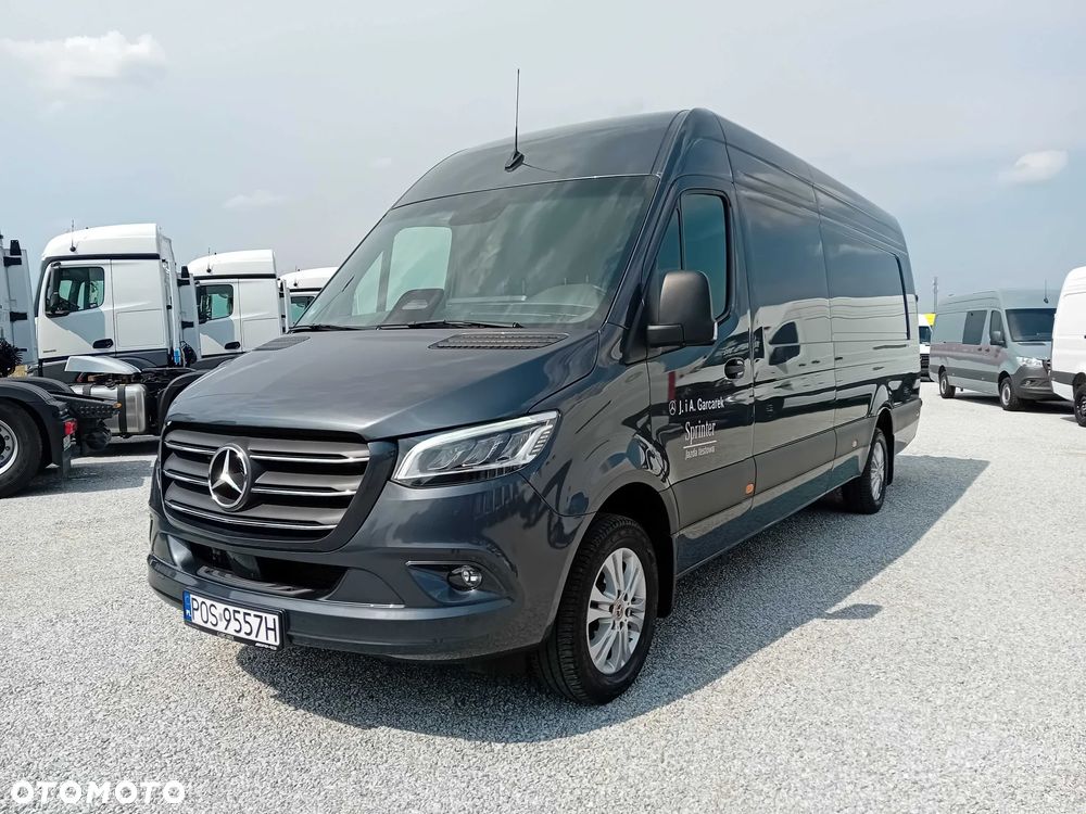 Mercedes-Benz Sprinter - 4