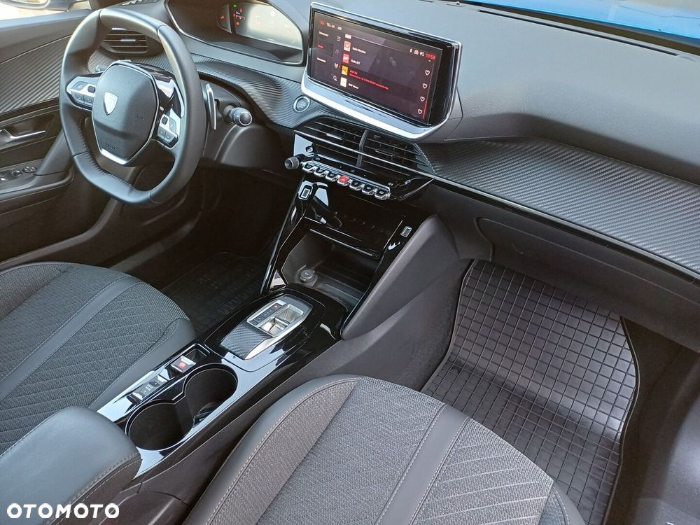 Peugeot 2008 1.2 PureTech Allure S&S EAT8 - 11