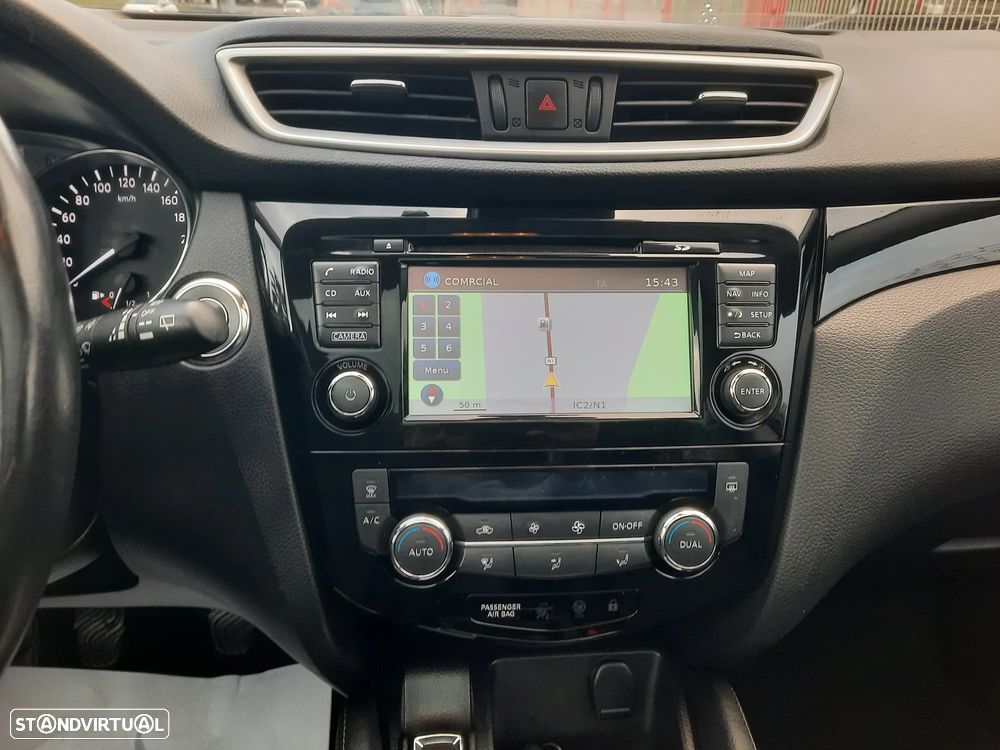 Nissan Qashqai 1.5 dCi N-Connecta 18 - 30