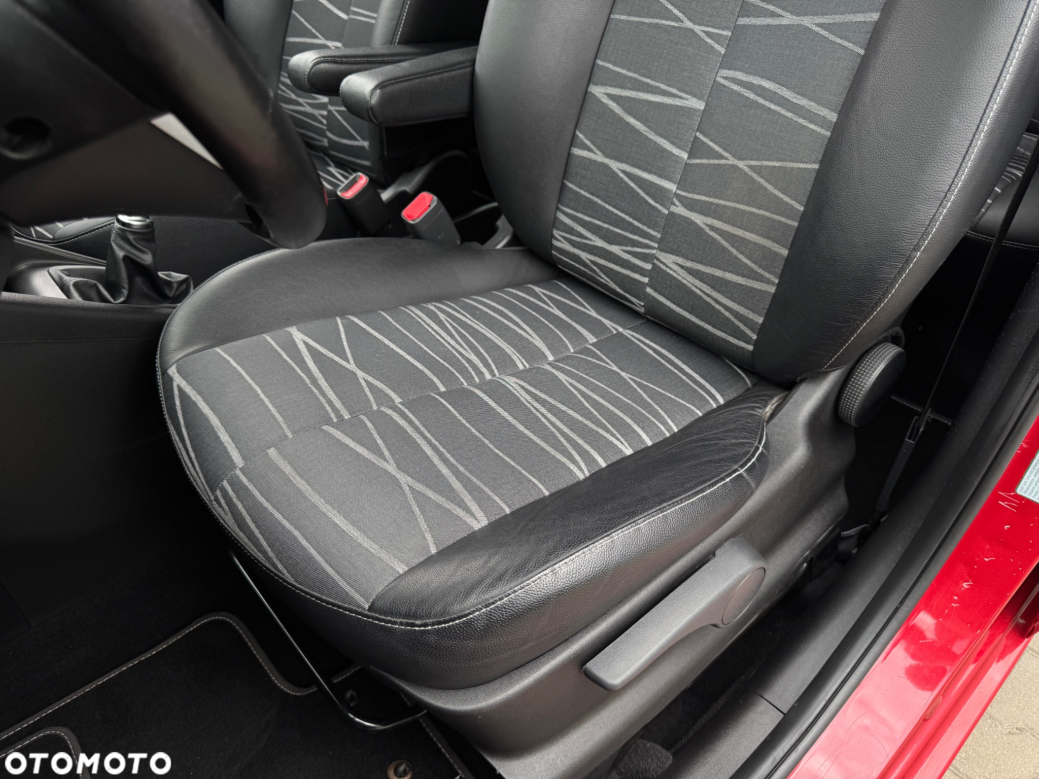 Kia Venga 1.6 Business Line - 11