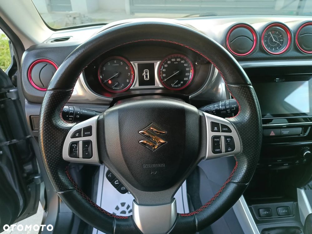 Suzuki Vitara 1.4 Boosterjet XLED Sun 4WD - 26