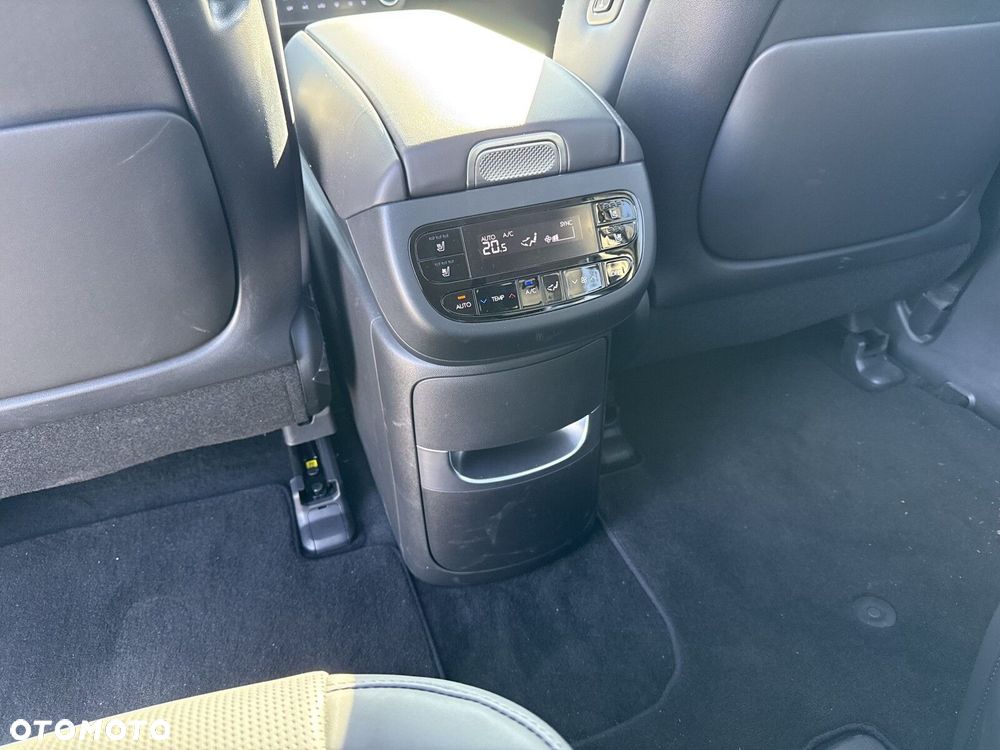 Hyundai IONIQ 9 110kWh Calligraphy AWD - 15