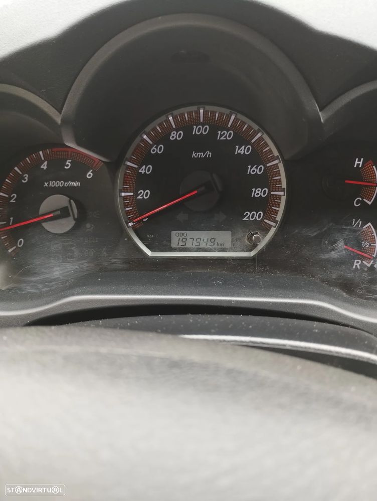 Toyota Hilux 2.5 D-4D 4WD CD AC+PM - 6