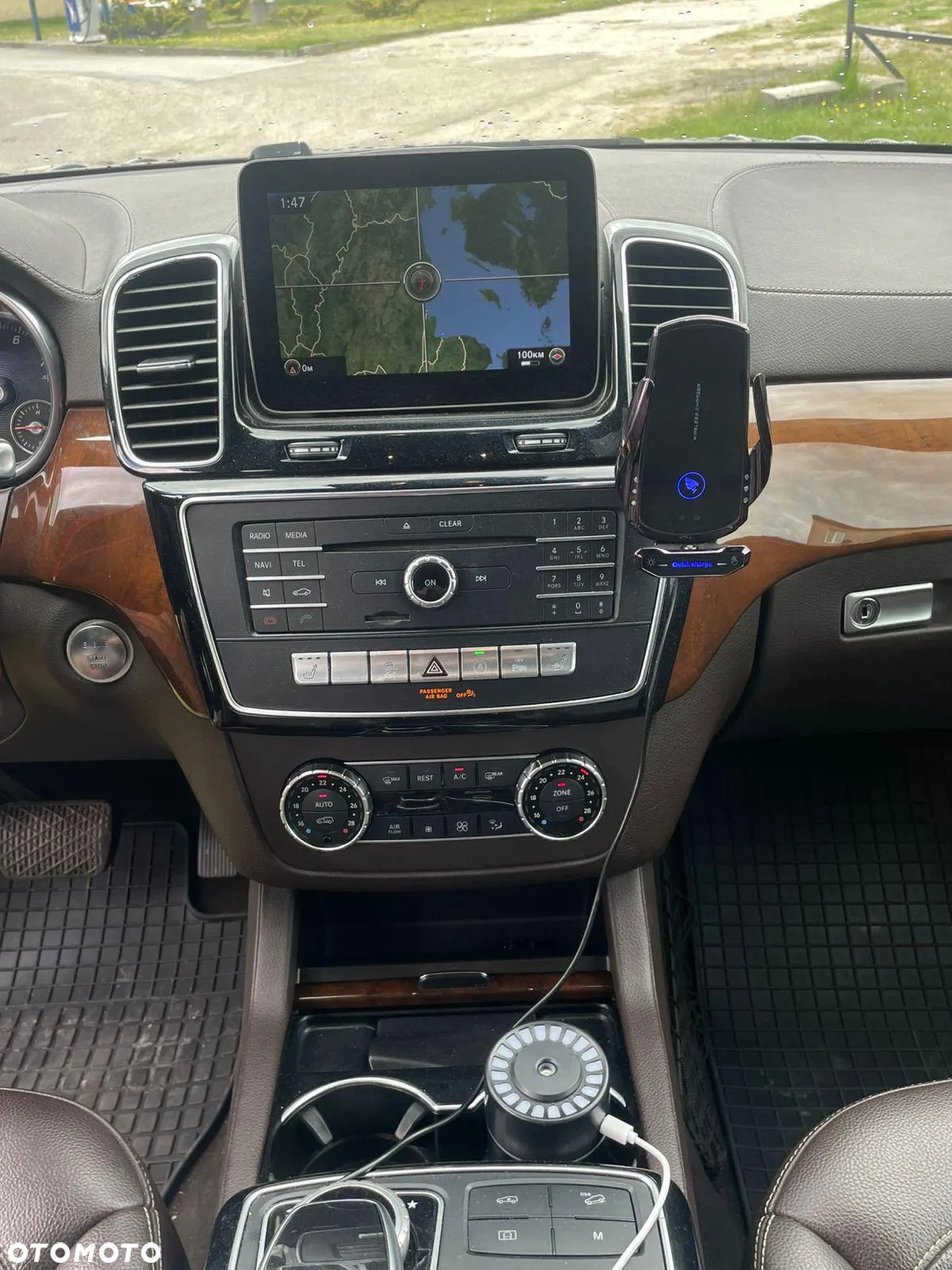 Mercedes-Benz GLS - 26