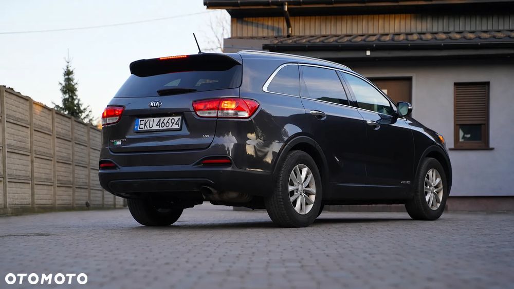 Kia Sorento - 7