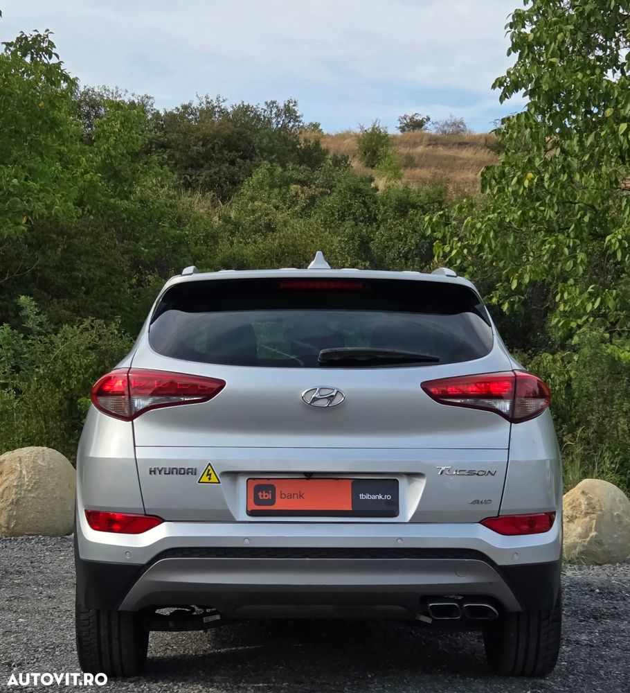 Hyundai Tucson 2.0 CRDI 4WD Automatik Style - 13