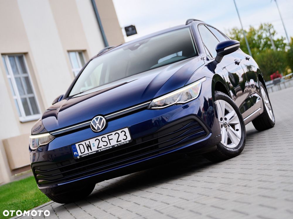 Volkswagen Golf - 1