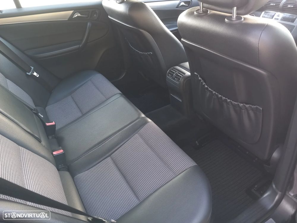 Mercedes-Benz C 220 CDi Avantgarde - 11