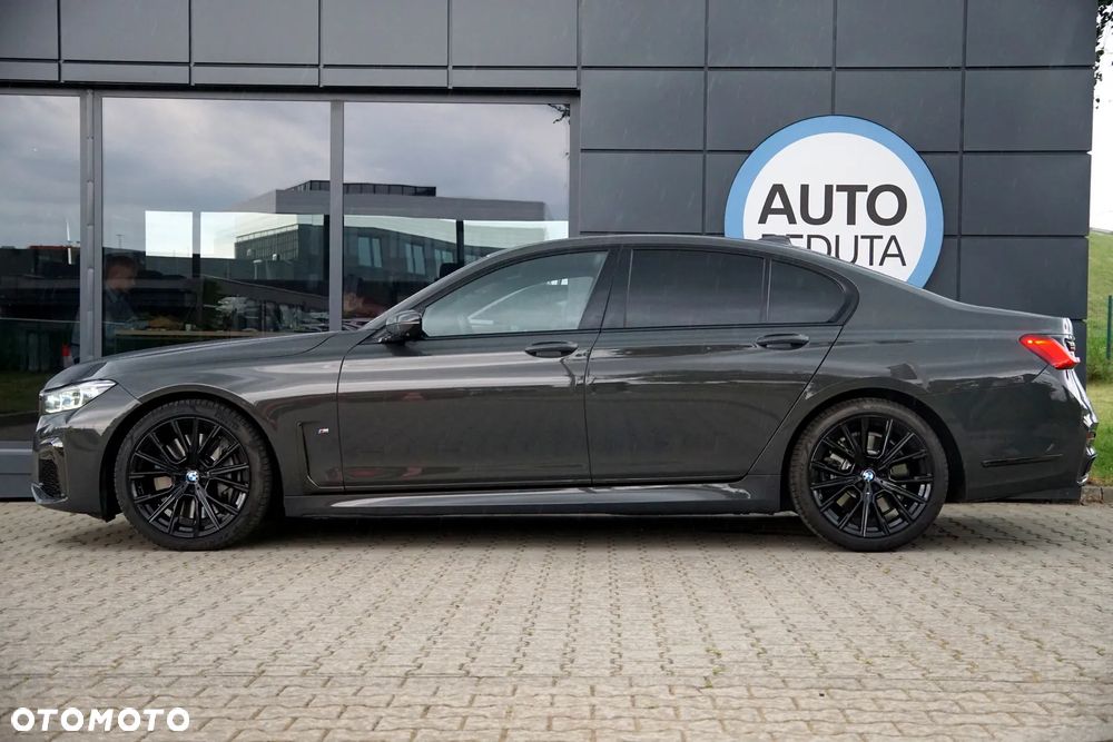 BMW Seria 7 750i xDrive sport - 4