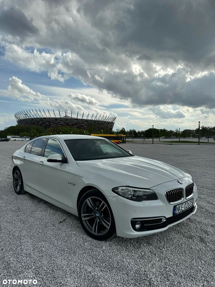 BMW Seria 5 518d Luxury Line - 2