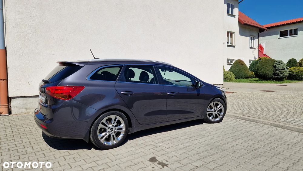 Kia Ceed 1.6 GDI XL DCT - 4