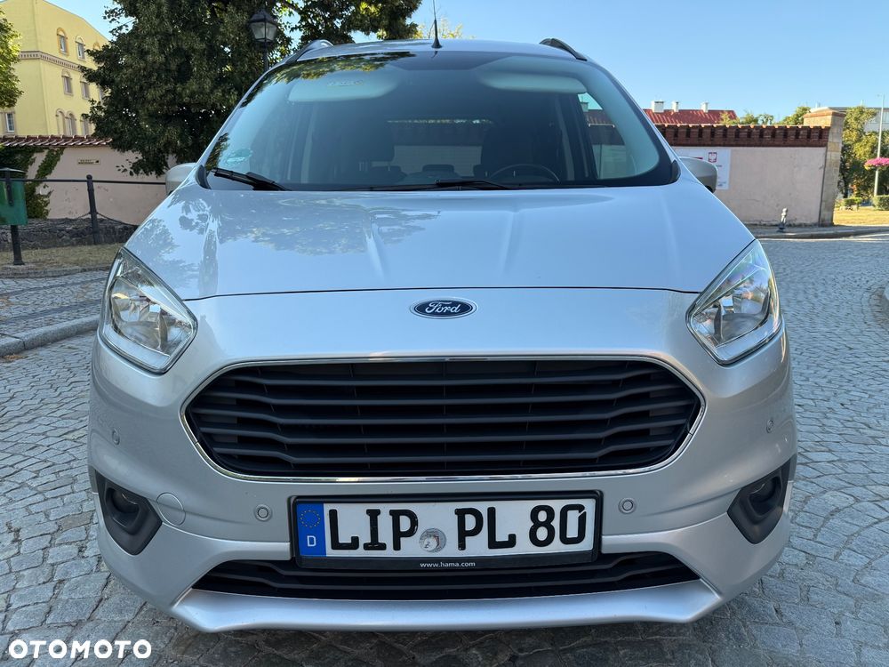 Ford Tourneo Courier 1.5 TDCi S&S Titanium - 2