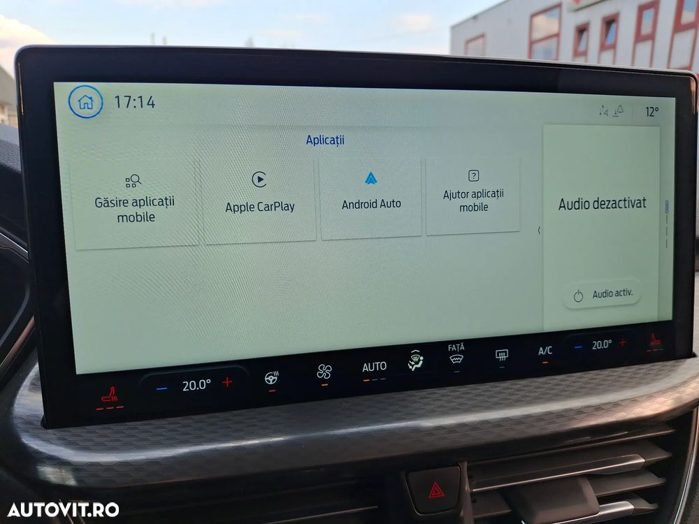 Ford Kuga 1.5 EcoBoost A8 FWD Titanium - 24