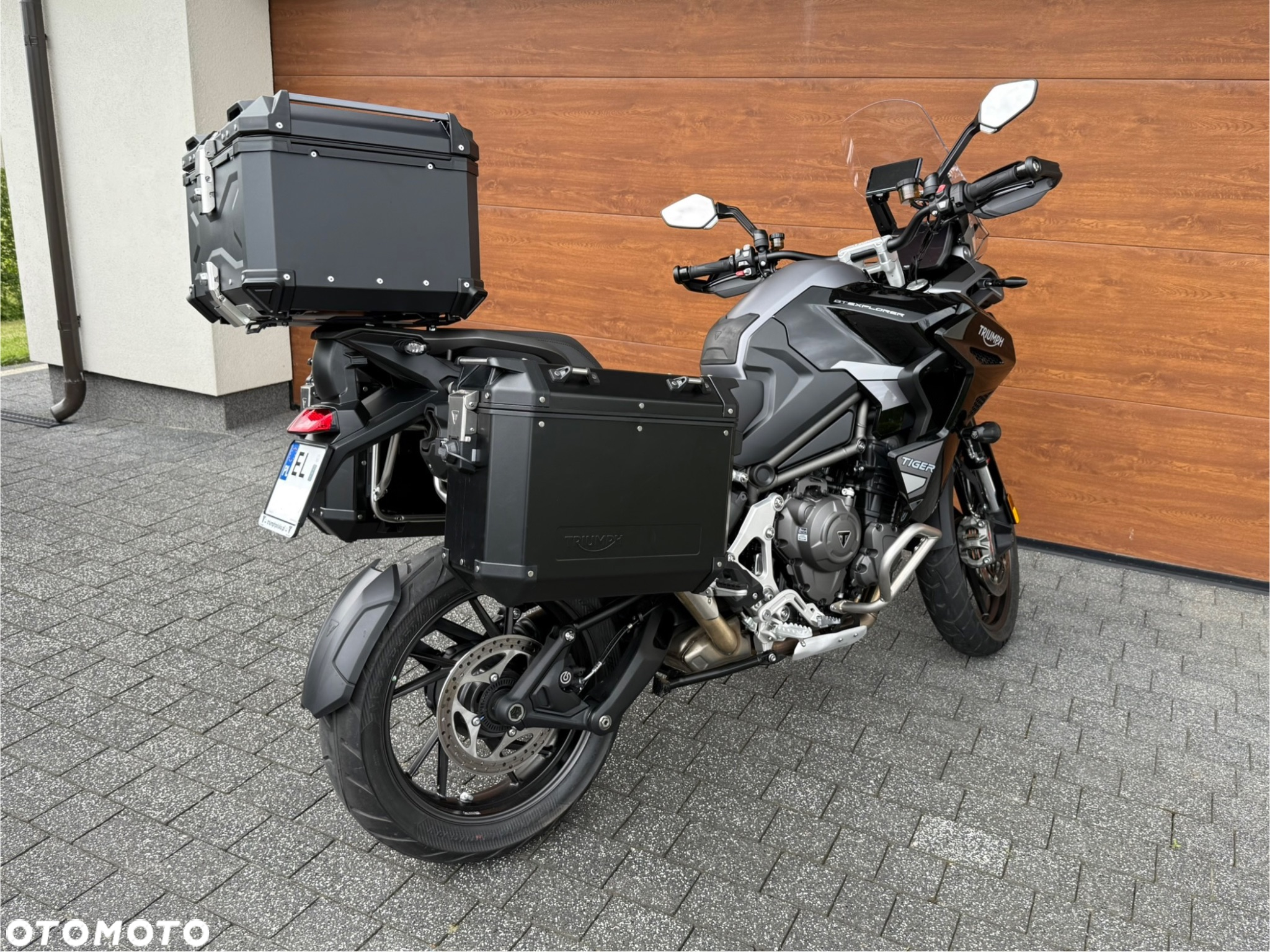 Triumph Tiger - 2
