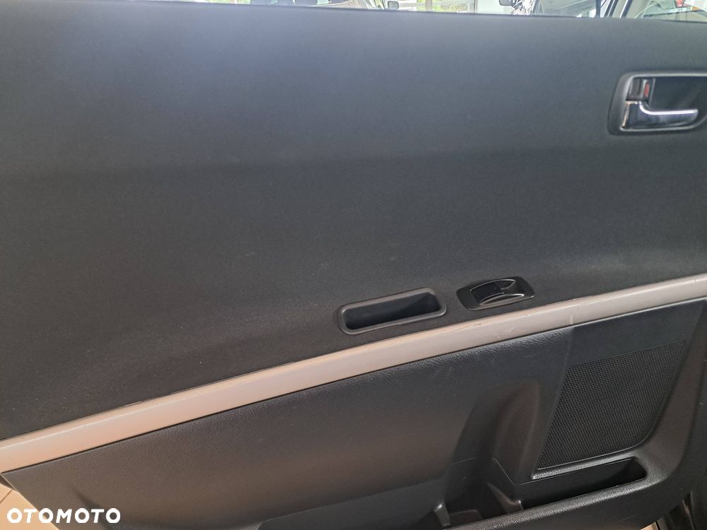 Toyota Corolla Verso 1.6 Premium - 15