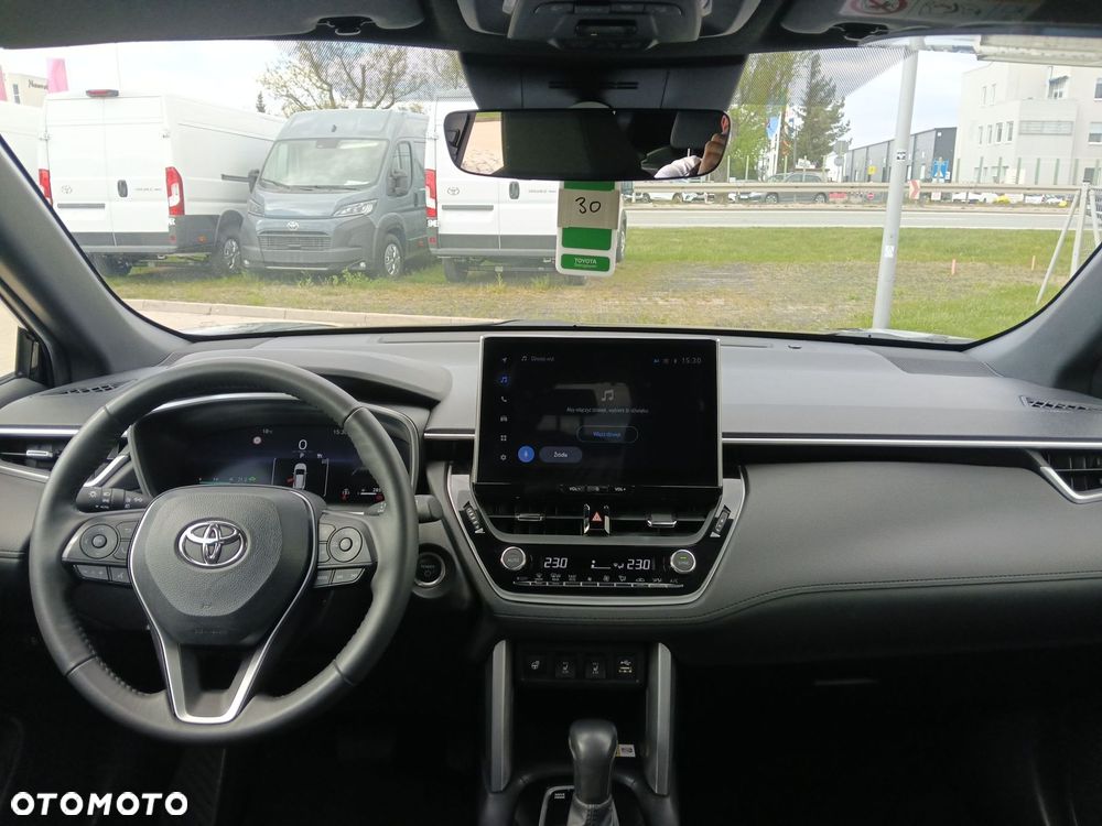 Toyota Corolla Cross - 2