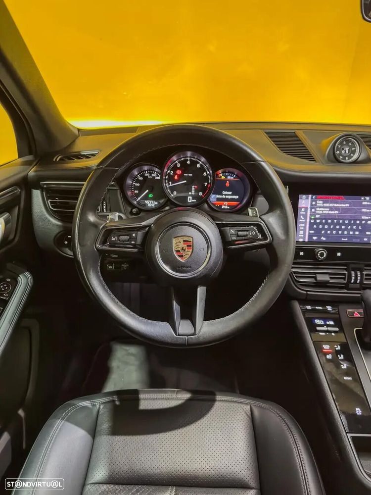 Porsche Macan T - 20