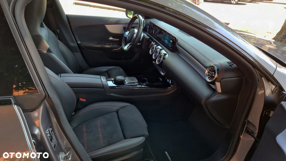 Mercedes-Benz CLA 200 d 8G-DCT AMG Line - 28