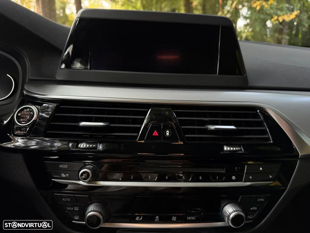 BMW 520 d Auto - 31