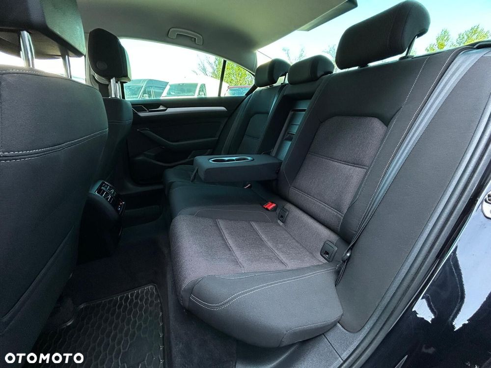 Volkswagen Passat 1.8 TSI BMT Comfortline DSG - 19