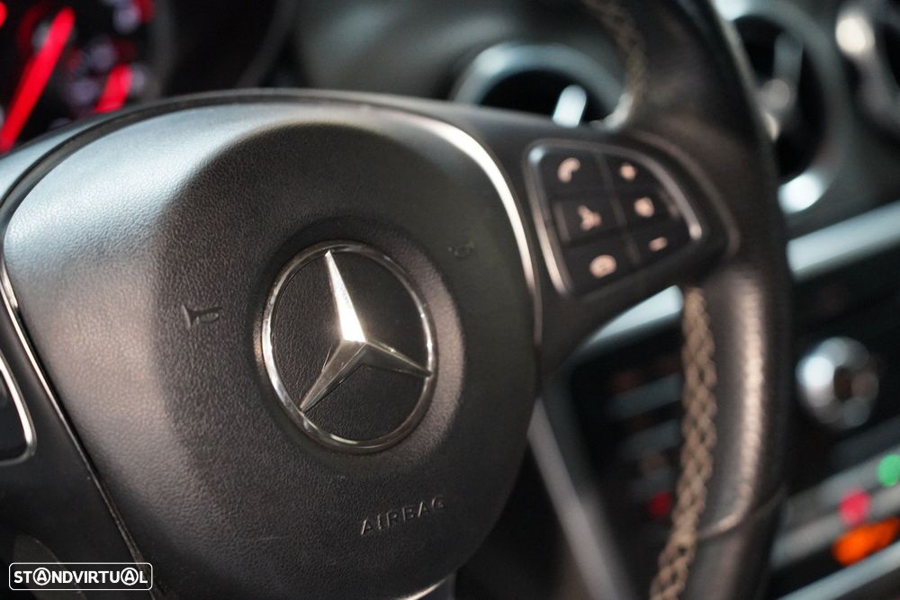 Mercedes-Benz GLA 180 d - 10