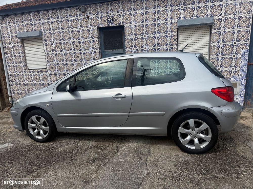Peugeot 307 1.6 HDi Premium - 1