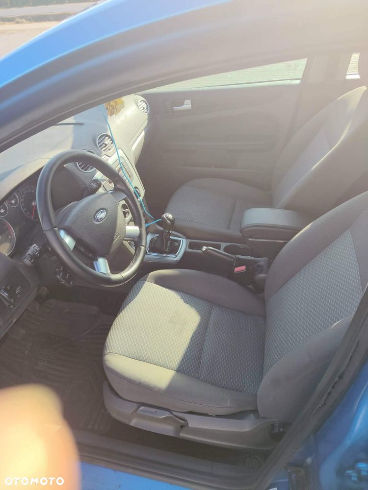Ford Focus 1.6 TDCi Ambiente - 11