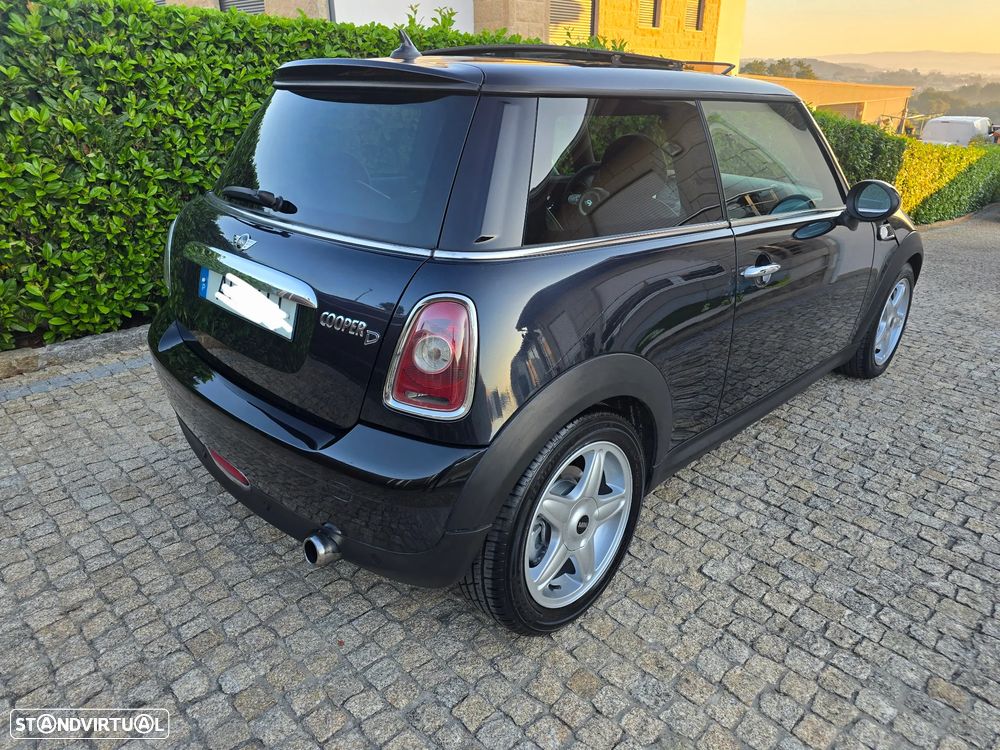 MINI 3 Portas Cooper D - 23