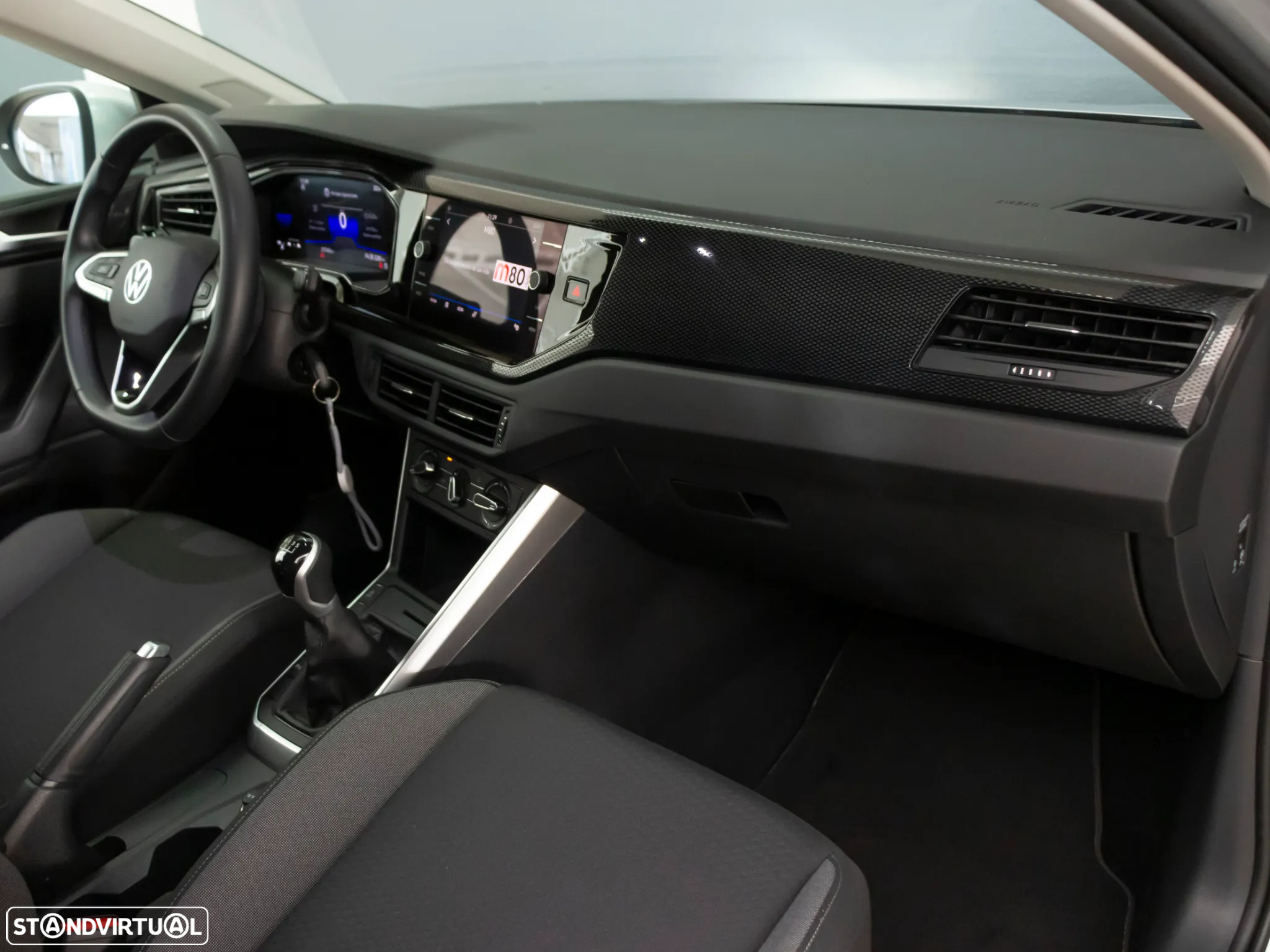 VW Taigo 1.0 TSI Urban - 14