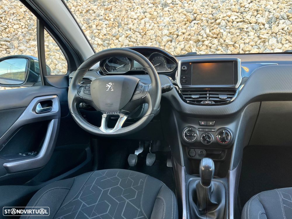 Peugeot 2008 PureTech 110 Stop&Start Style - 16