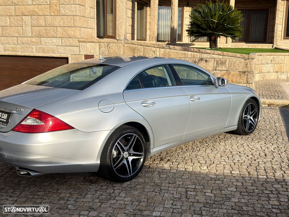 Mercedes-Benz CLS 320 CDI - 21