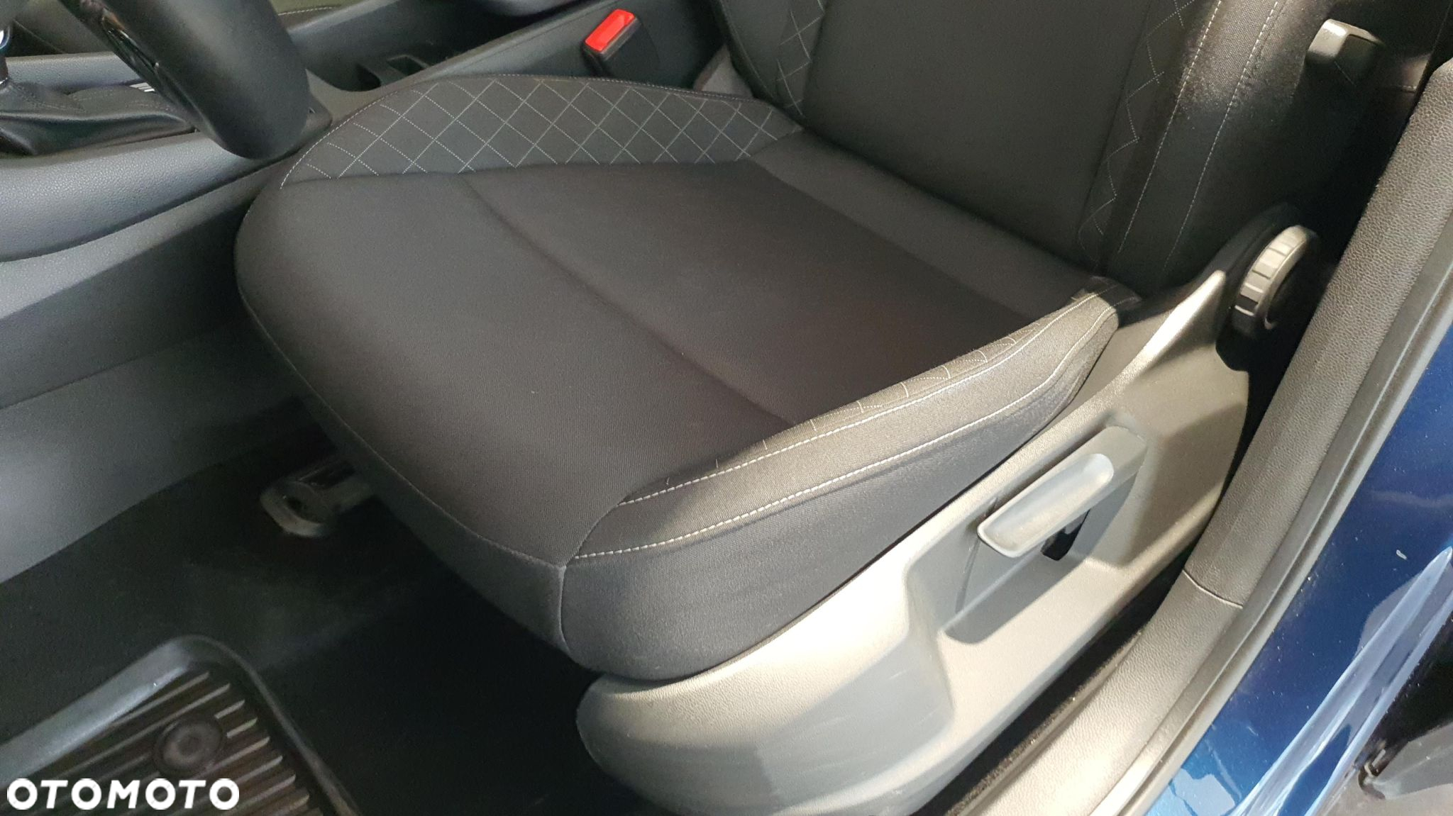 Skoda Karoq 2.0 TDI SCR 4x2 Ambition DSG - 12