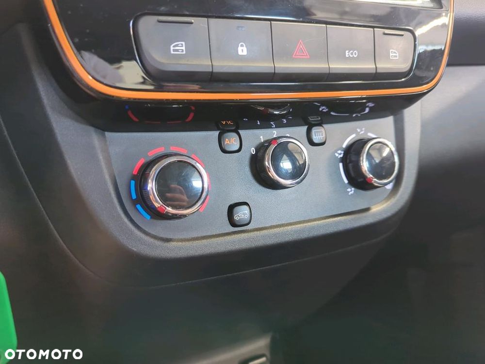 Dacia Spring 27.4kWh Comfort Plus - 17