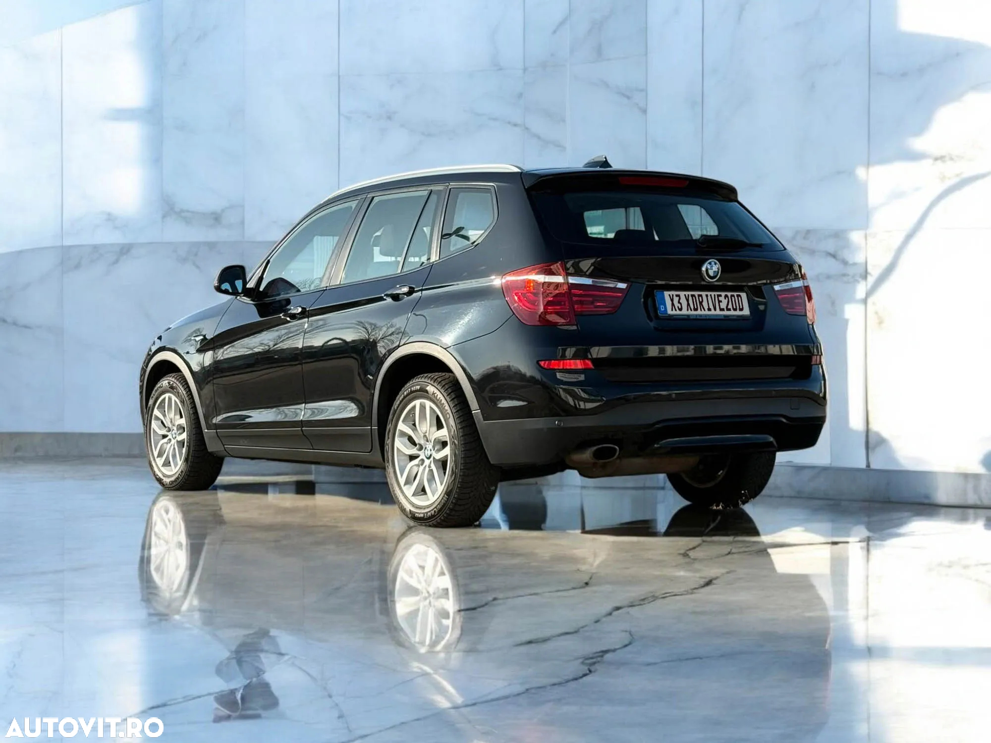 BMW X3 xDrive20d Standard - 4