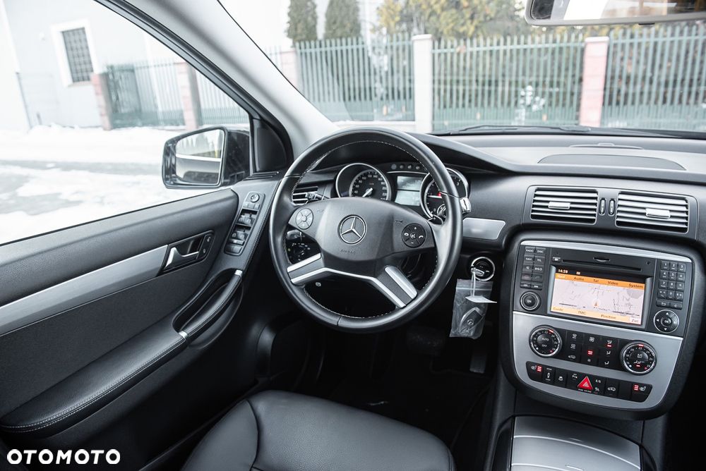 Mercedes-Benz Klasa R 350 CDI L 4-Matic - 29