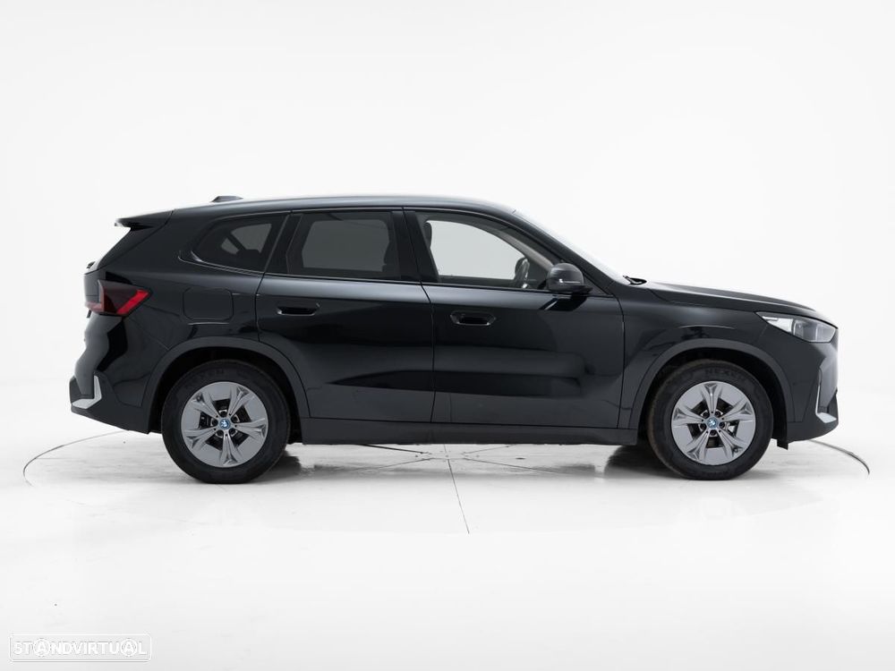 BMW iX1 eDrive20 - 2