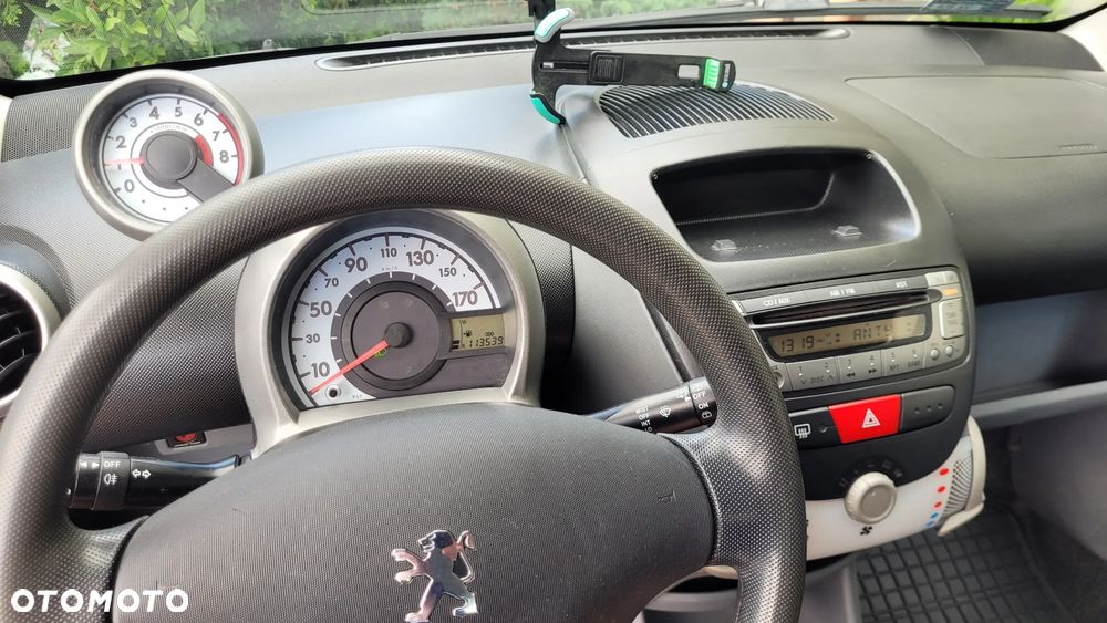 Peugeot 107 1.0 Happy - 13
