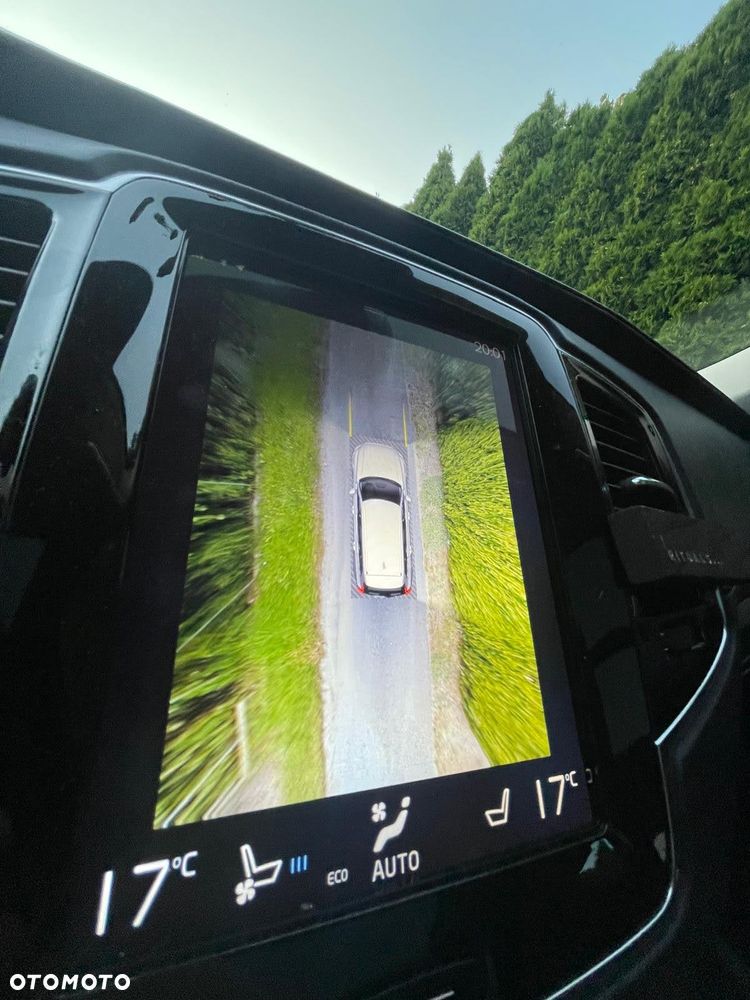 Volvo XC 90 - 32