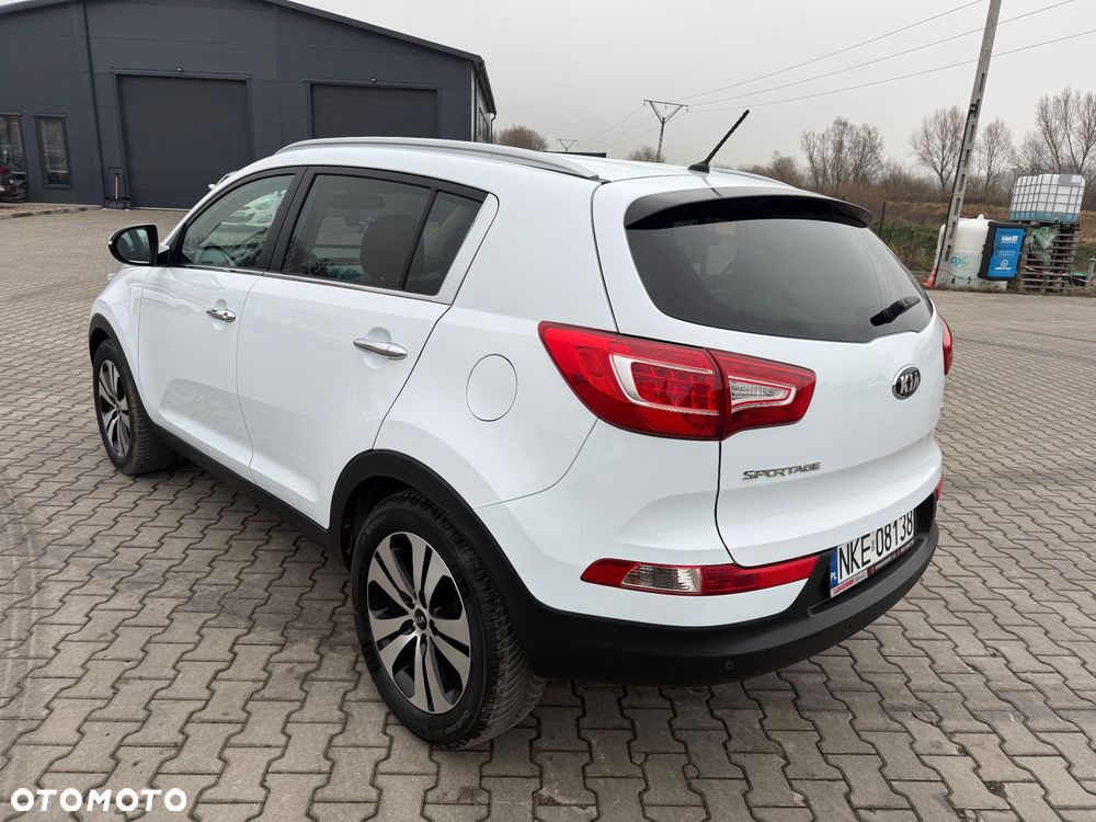 Kia Sportage 1.7 CRDI 2WD ISG Dream-Team Edition - 6
