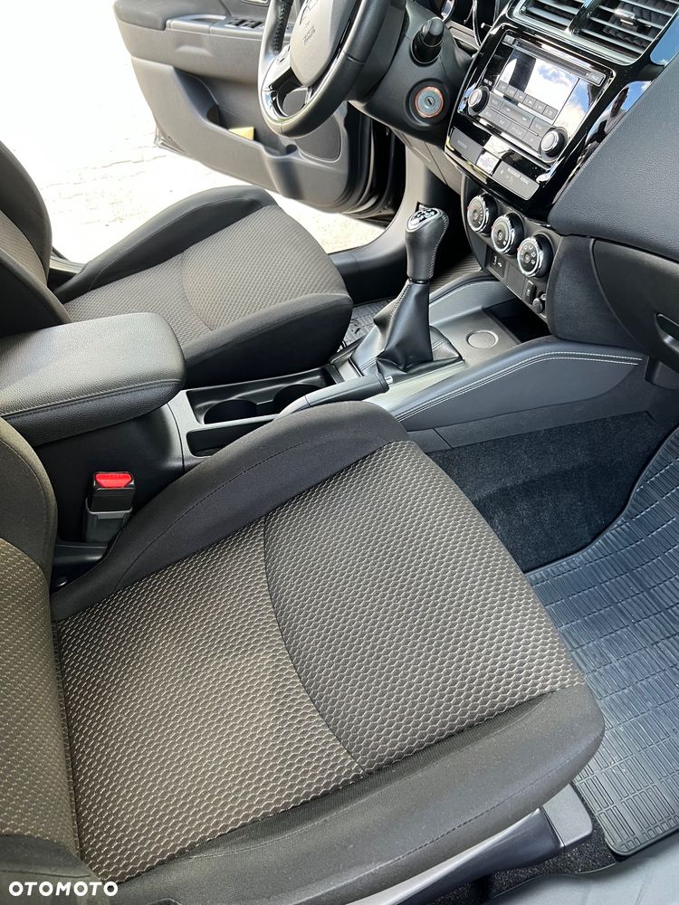 Mitsubishi ASX 1.6 Invite - 10