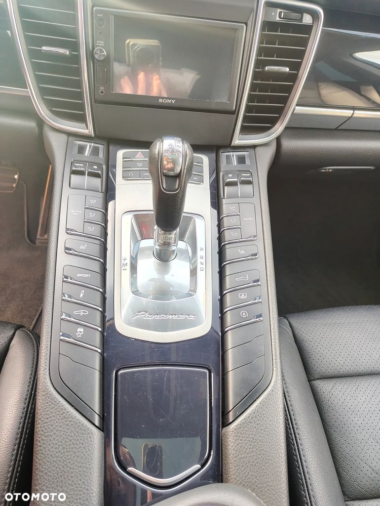 Porsche Panamera S PDK - 10