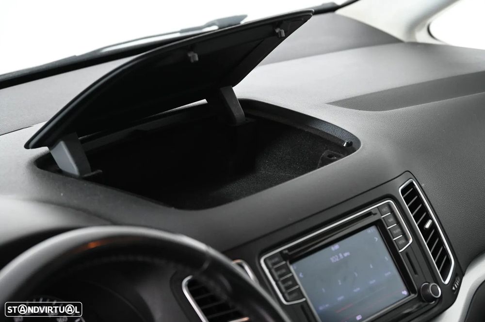 VW Sharan 2.0 TDI Confortline - 22