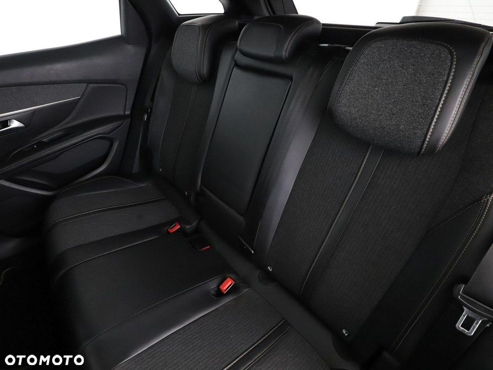 Peugeot 3008 1.5 BlueHDi GT S&S - 17