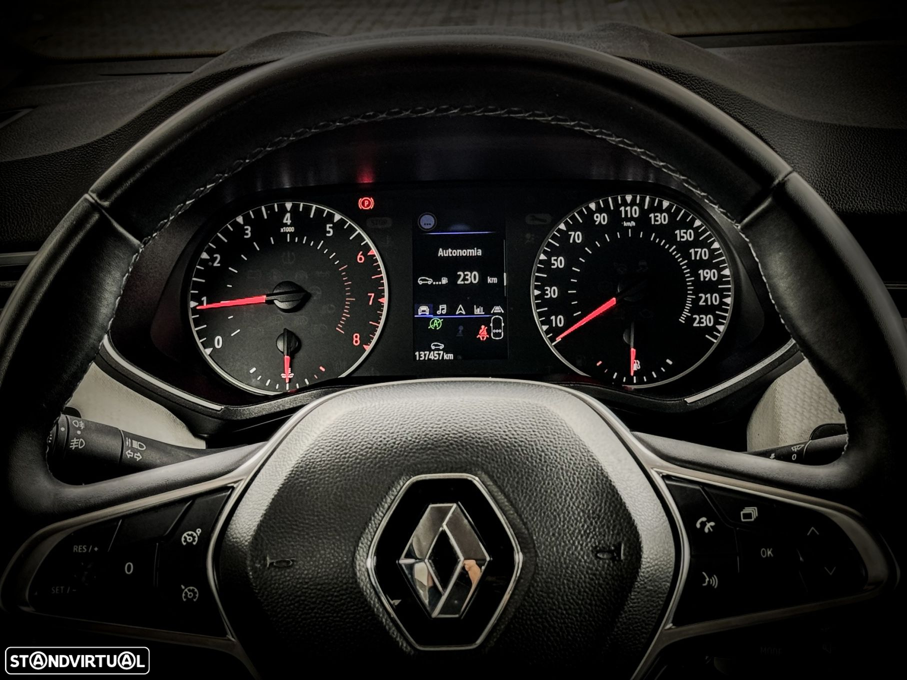 Renault Clio 1.0 TCe Limited Bi-Fuel - 9