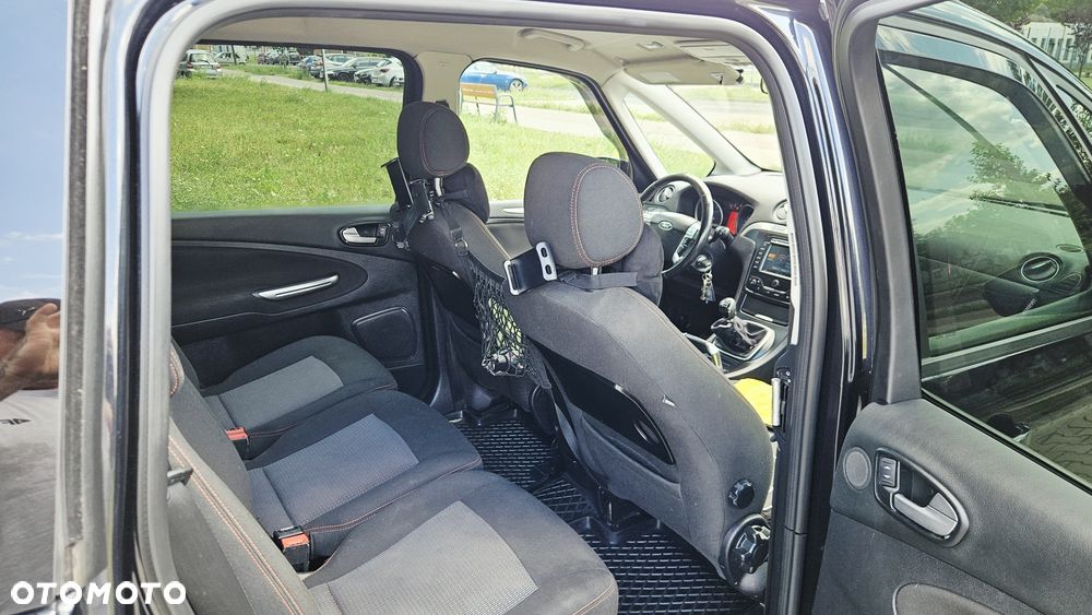 Ford Galaxy - 6