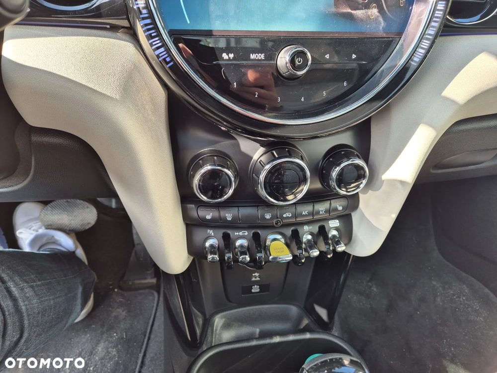 MINI Cooper SE - 15