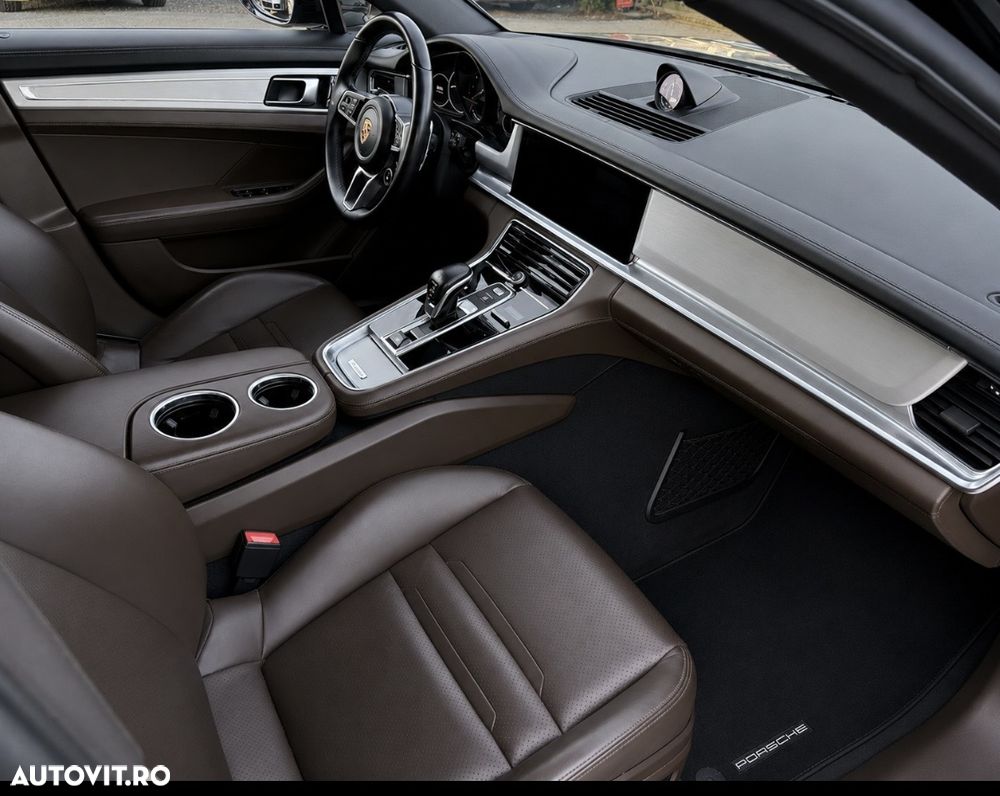 Porsche Panamera 4 E-Hybrid - 6