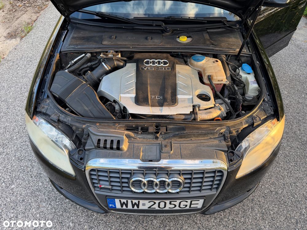 Audi A4 Limousine - 16