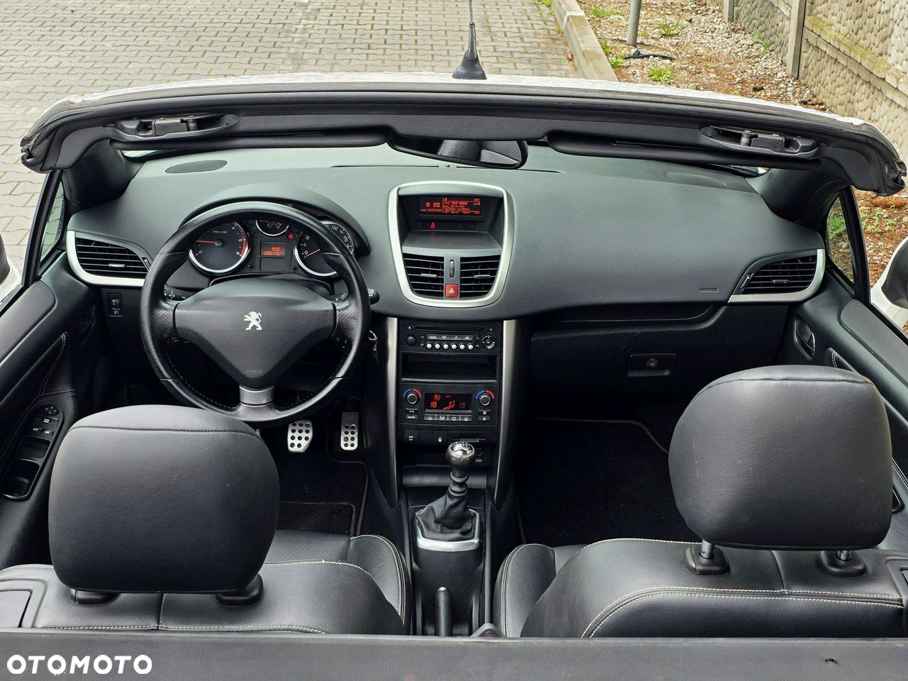 Peugeot 207 CC - 13