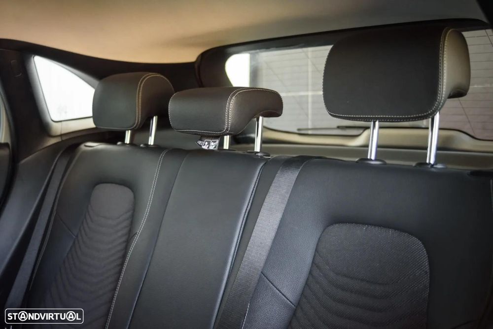Mercedes-Benz GLA 180 d Style - 29